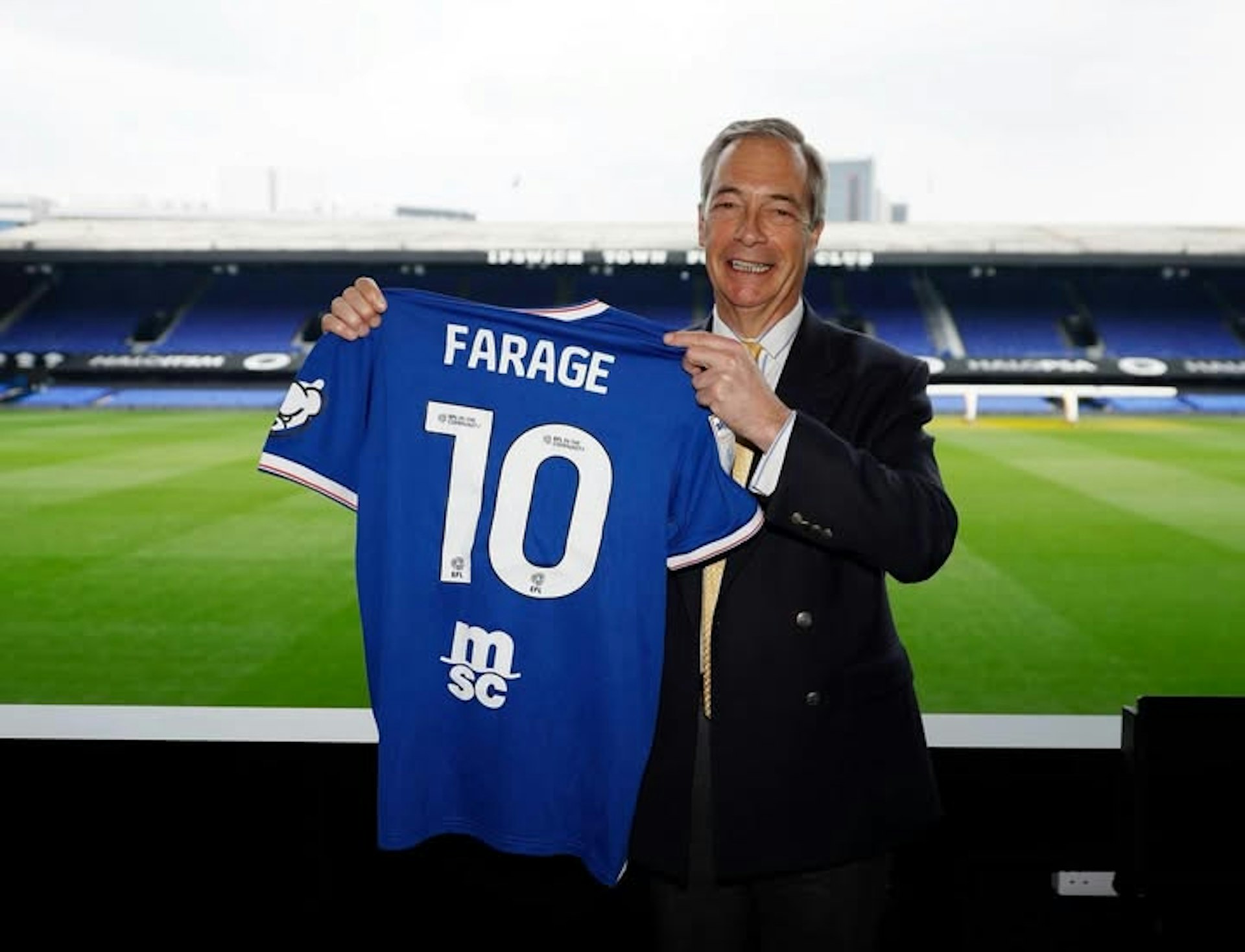 Nigel Farage on a stadium tour of Ipswich before his Reform UK rally